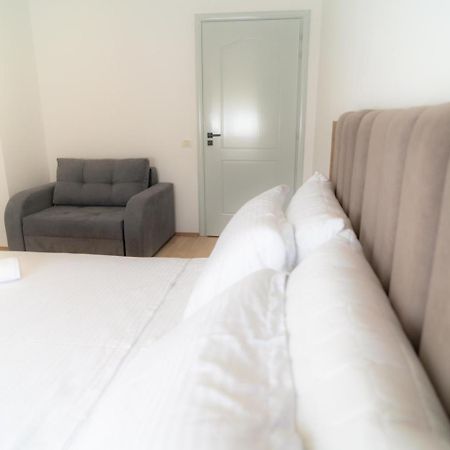 Enea Room In Center Shkoder Exterior photo