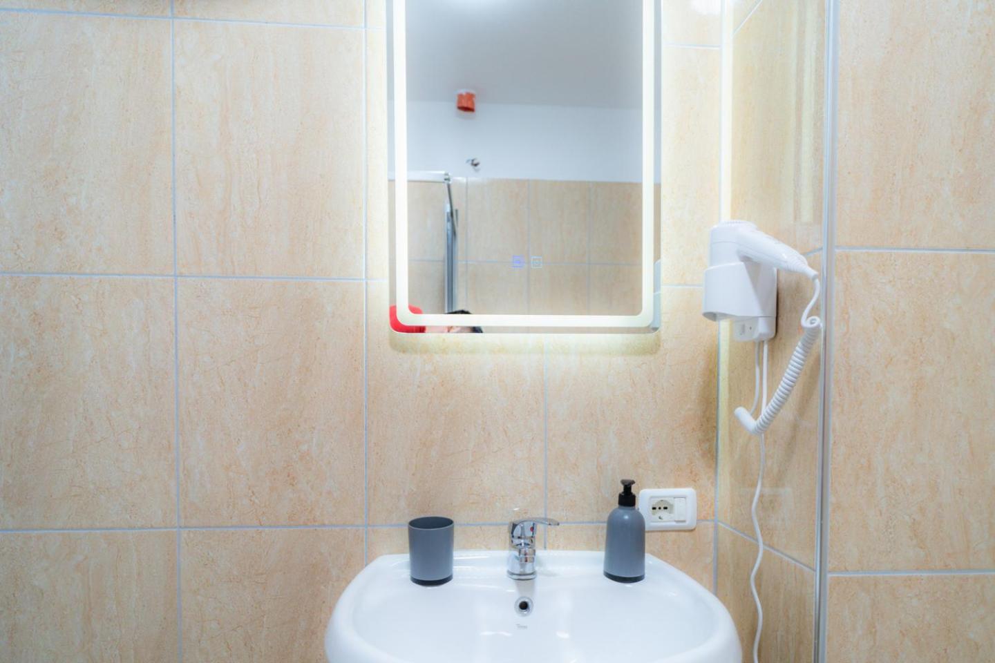 Enea Room In Center Shkoder Exterior photo