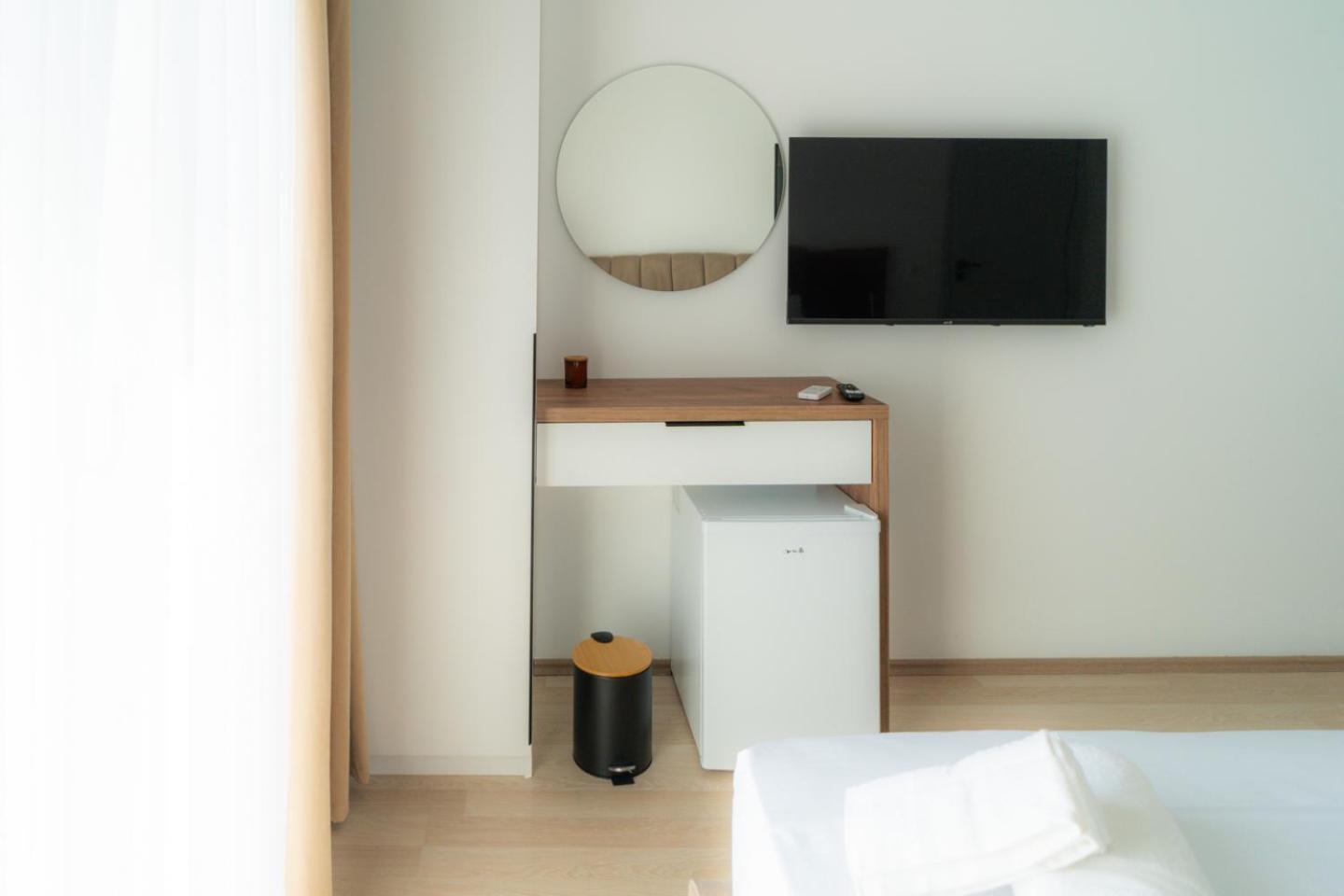 Enea Room In Center Shkoder Exterior photo