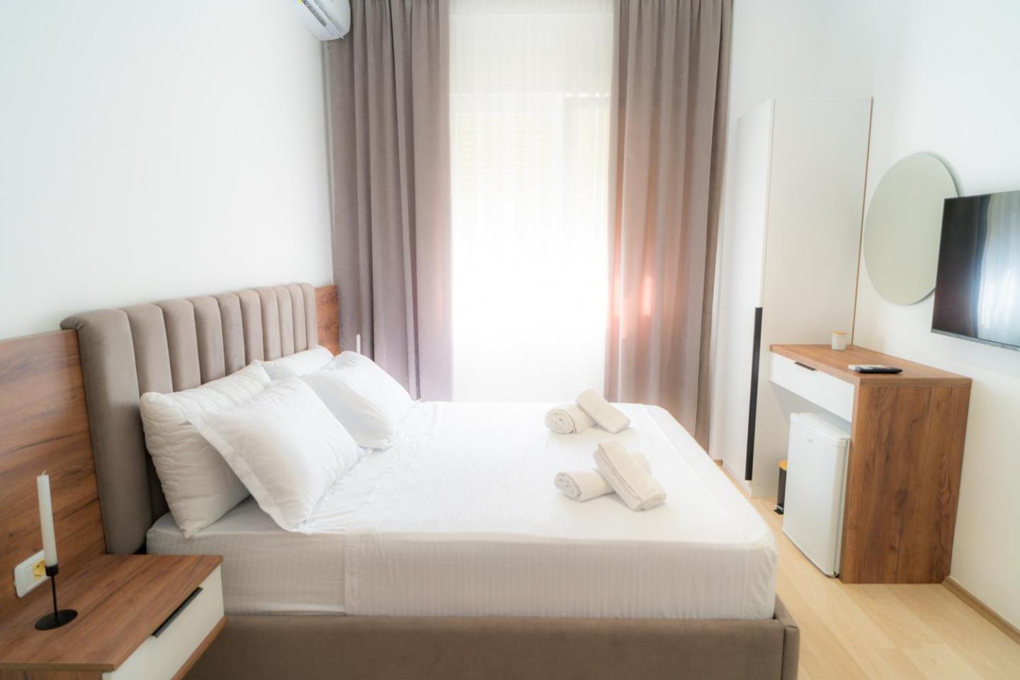 Enea Room In Center Shkoder Exterior photo